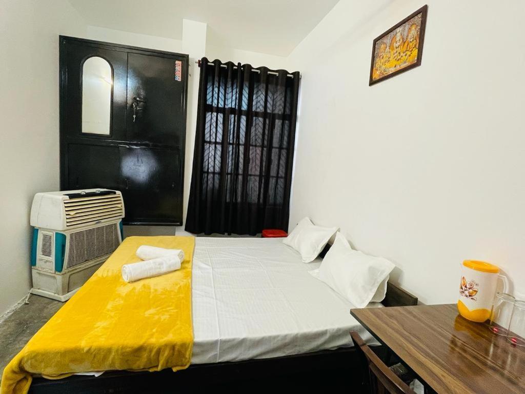Shree Balaji Homestay Ayodhya Buitenkant foto