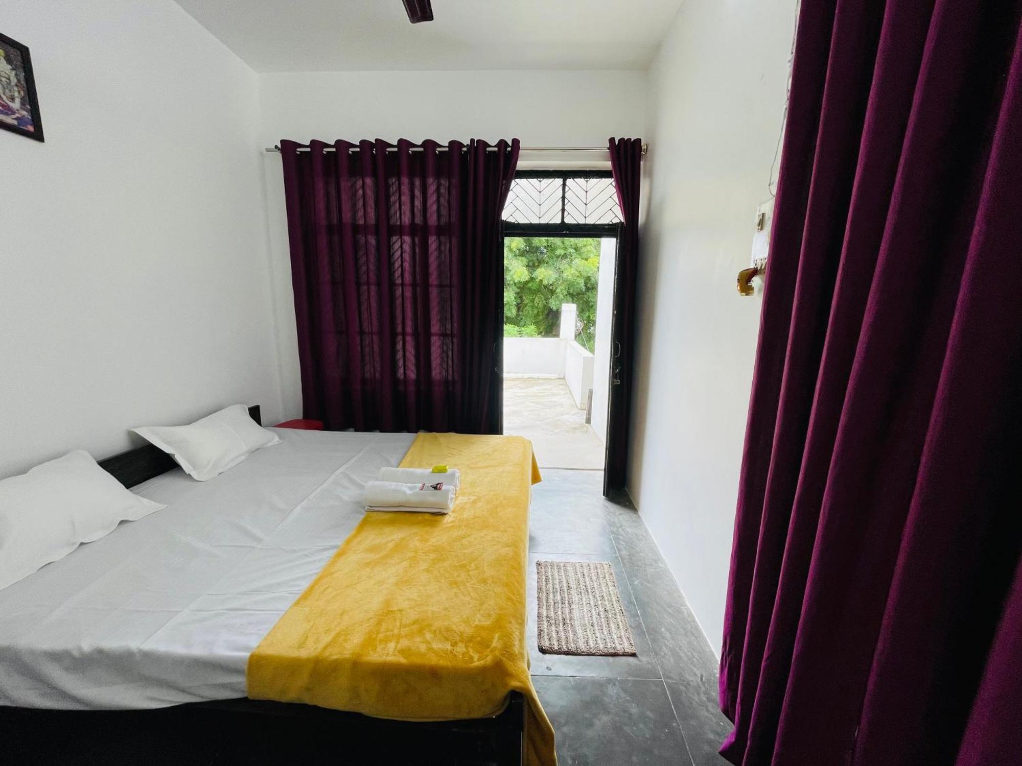 Shree Balaji Homestay Ayodhya Buitenkant foto