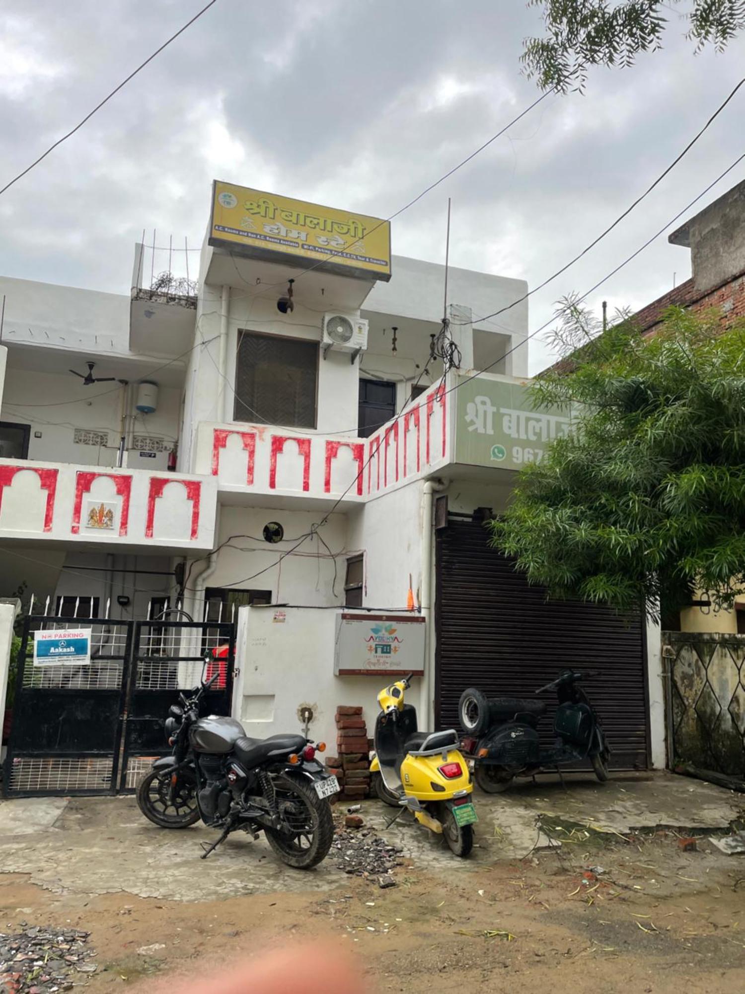 Shree Balaji Homestay Ayodhya Buitenkant foto